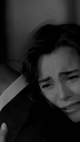 Bana ne olmuş olabilir ki...🥀 #sonyaz #sonyazfox #sonyazdizi #sonyazedit #sonyazdizitv #akgungokalptaskin #dizi #film #edit #kesfet #duygusallvideosu #duygusalvideolar 