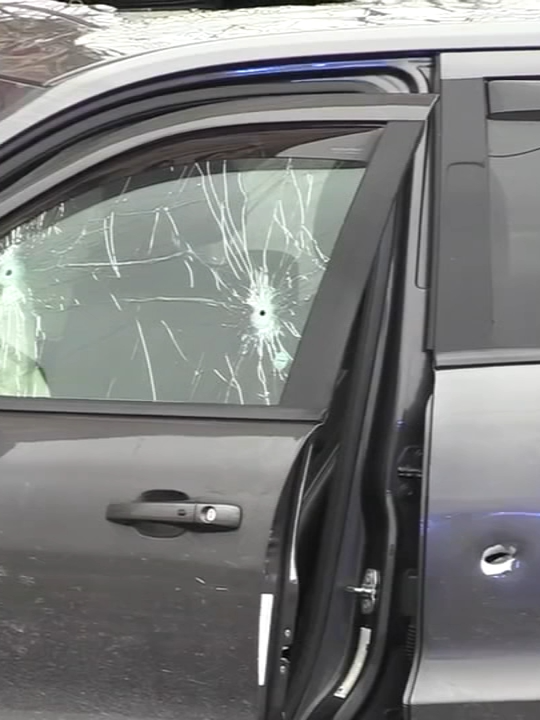 A Concealed-Carry License holder tracked down his stolen car, leading to a South Side shootout and crash on Sunday morning, Chicago police said. #news #chicago #fyp