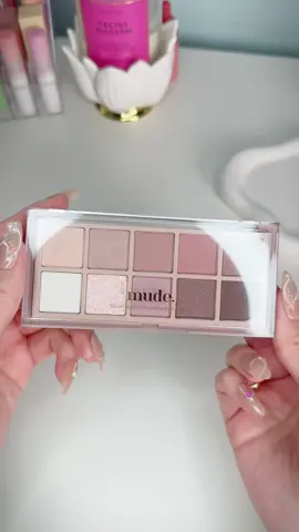 this mude eyeshadow palette has been on my wishlist for a little while now, and i finally gave in and got it for myself very recently! this is the 02 muse moment eyeshadow palette and i essentially wanted to go with neutral shades with a hint of soft pink and purples to play around with, so this one was perfect. as you can see, the shades almost blend in too well with my skin tone, which i love. i tend to shoot for the the simplistic and natural colors when playing with what looks best around my eyes! would you try this as well? follow for more unboxing content! ᥫ᭡ _____________ #mude #mudeeyeshadowpalette #kbeauty #koreanmakeup #asmrunboxing #yesstyle 
