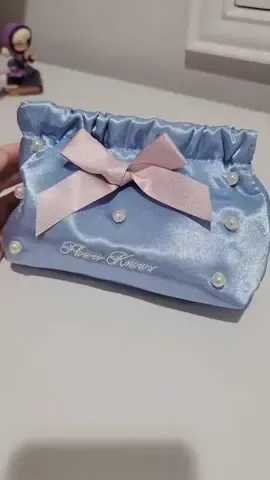 prettiest makeup packaginggggg 🫢🫢 #flowerknows #makeup #bow #cute #blush #eyeshadow #lipstick #pretty 