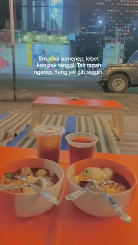 Wkwk😅 #pepehkalompang #lagumadura #captionmadura #musikmadura #katakatamadura #fypmadura #madurapride #bismillahfyp #fypdongggggggg 