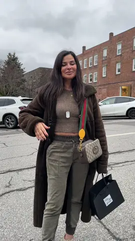 ⚜️This stunning women - a former Miss Israel - makes a casual outfit look oh so glamorous. ⚜️Follow @ConnecticutLuxury for more luxury fashion video content. ⚜️ConnecticutLuxury in Greenwich, Connecticut. #Connecticutluxury #connecticutstyle #connecticutfashion #greenwichct #connecticut #greenwich #greenwichfashion #greenwichstyle #greenwichavenue #quietluxury #classyconnecticut #connecticutclass #greenwichave #greenwich #greenwichstyle #stealthwealth #whatareyouwearing #hogansneakers #guccibag 