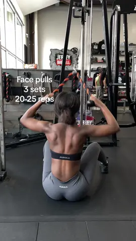4 back exercises if you want your back looking sexy.  #GymTok #gymgirl #backday #backdayworkout #backexercises #fitnesstips #fyp #fitnessmotivation 