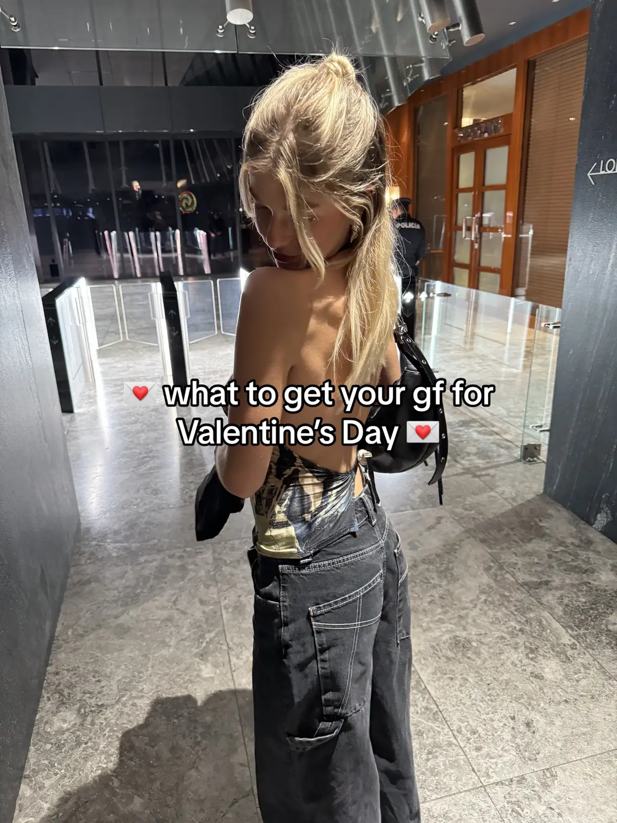 the ultimate valentines day wishlist and gift ideas for your girlfriend enjoy! not featured: OnCloud running shoes 😭 #ValentinesDay #valentinesdaygiftideas #valentinesdaygiftsforher #vdaygiftideas #2024wishlist #giftideasforher #giftideas