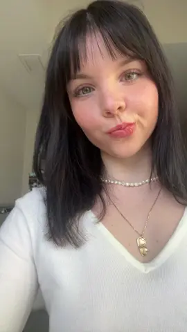 Luv this bow trend 