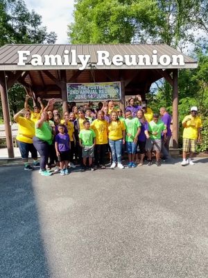 Family reunions in the smokies are the best! We love getting a large cabin because it is a nonstop party!! The memories that we make are priceless.  This is our second time going to Gatlinburg for our reunion. Every time that we say we’re going to try new location, we end up right back in Gatlinburg 😂 we love being in the same space together! Highly reccomend!! • T-Shirts by: @@Bread Life Socks: @@BLACK WOMAN ON A MISSION- shopping link in b io Cabin Dets: Big Moose Lodge https://www.largecabinrentals.com/cabins/the-big-moose-lodge/ Now, don’t ask how everything costs because we break everything into installments 😂 With us sharing some meals together and having the banquet, it is a bit pricey. But, if you plan far enough in advance, it’s not too bad! • Would your family try this type of family reunion? ##gatlinburgtennessee##familyreunion##blackfamilyreunion##largecabins##smokymountains