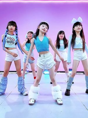 Đồ nhẩy hiện đại cho bé Thdance  #dancekids  #donhay  #donhayhiendai  #donhaychobe  #trangphuc  #trangphucbieudien  #thdance  #xuhuong  #trendingtiktok  #Thdance  #zumbakids