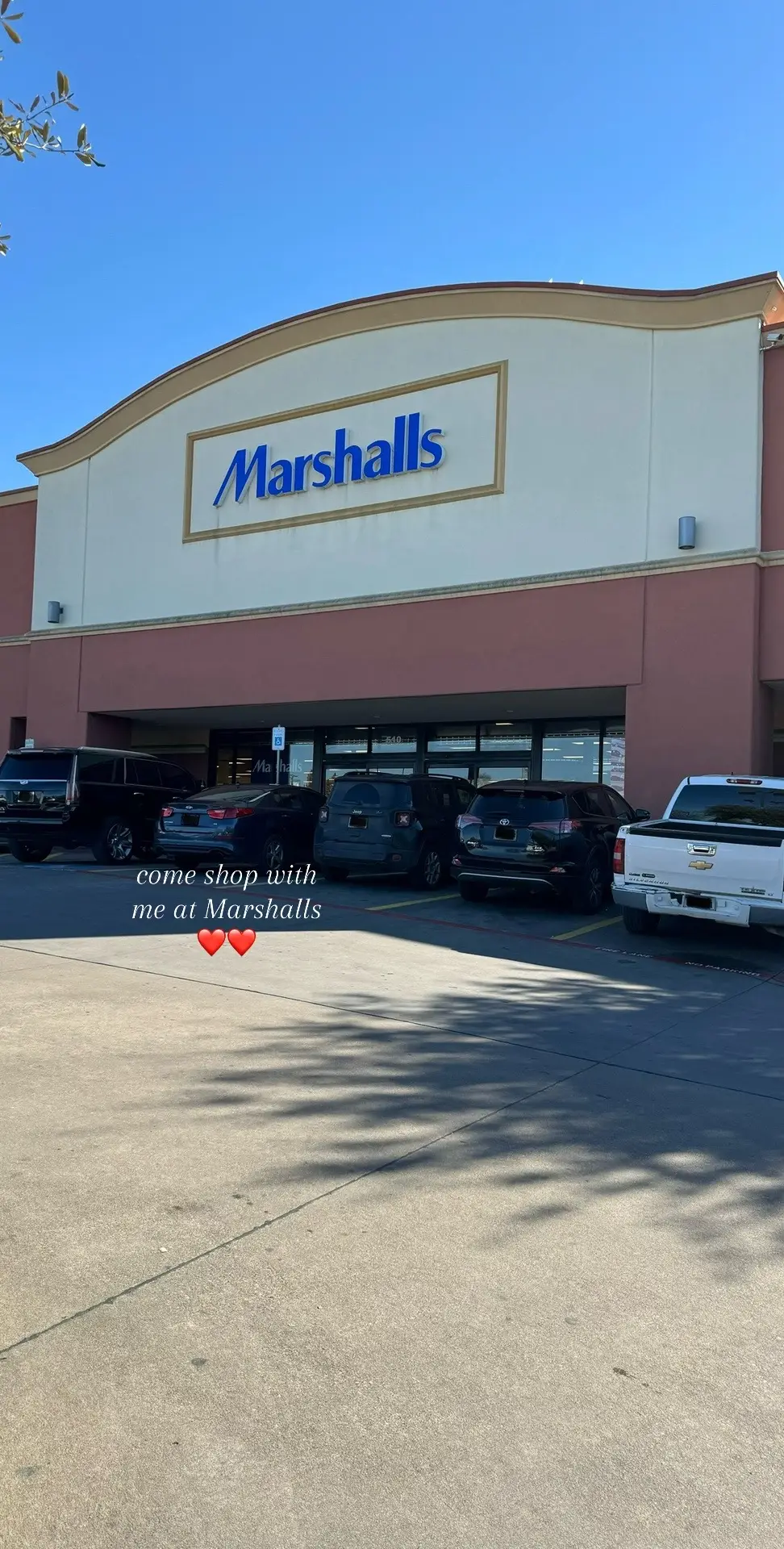 They were stocked up on everything! #marshalls #marshallsfinds #shopping #marshallsshopping #marshallstiktok #foryoupage #fyp #fypシ 