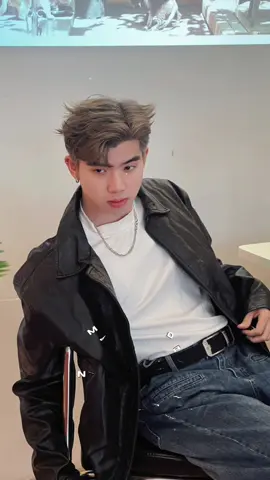 🥰🥰🥰 #Runway #ThanhThoiLuotTet #xuhuong #lgbt #outfit #tet 