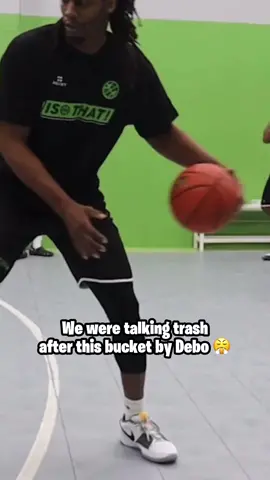 Talking trash is the ONLY way they start getting buckets sometimes😂💯 #basketball #foryou #bball #prohooper 