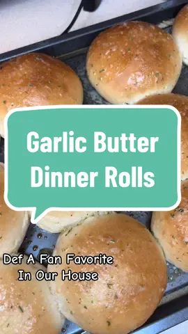 These rolls are addicting! If i could make these with every meal i would. #garlicbread #garlicrolls 