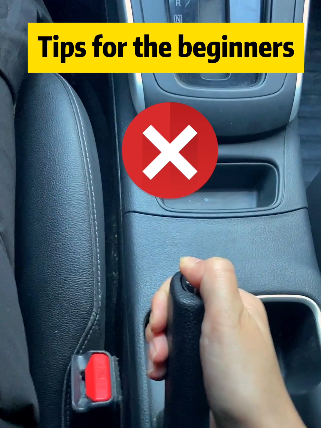 Do not hold down the button when applying the handbrake#driving  #skills  #tips  #knowledge  #fpy