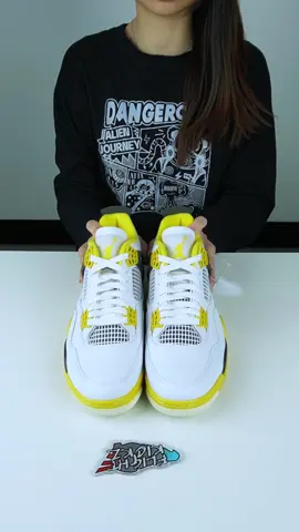 Comment your size maybe I’ll send you a pair 🥰#fypシ #foryou #trending #sneakers #xyzbca #school #puma #dunk #shoes #jordan 