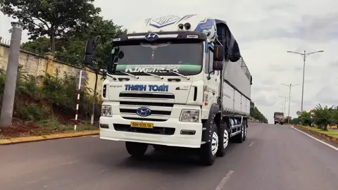 Bộ ba siêu phẩm Hyundai Hino đến từ vận Tải Thanh Toản Củ Chi. Mê anh em ạ 😍 #vidinh #xuhuong #xetai @Công Thắng (Thanh Toản CủChi) 