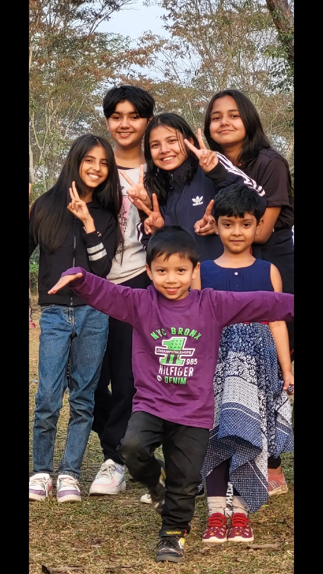 Friends Day-out 🤩 #anukriti #anukritiofficial #friends #funtime 