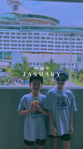 Sometimes this life feels like a dream. We so thankful so far this year! #capcut #royalcarribean #exploreroftheseas #cruise #vacation #royalcaribbean @Travel Agent Elisa 🛳️ 