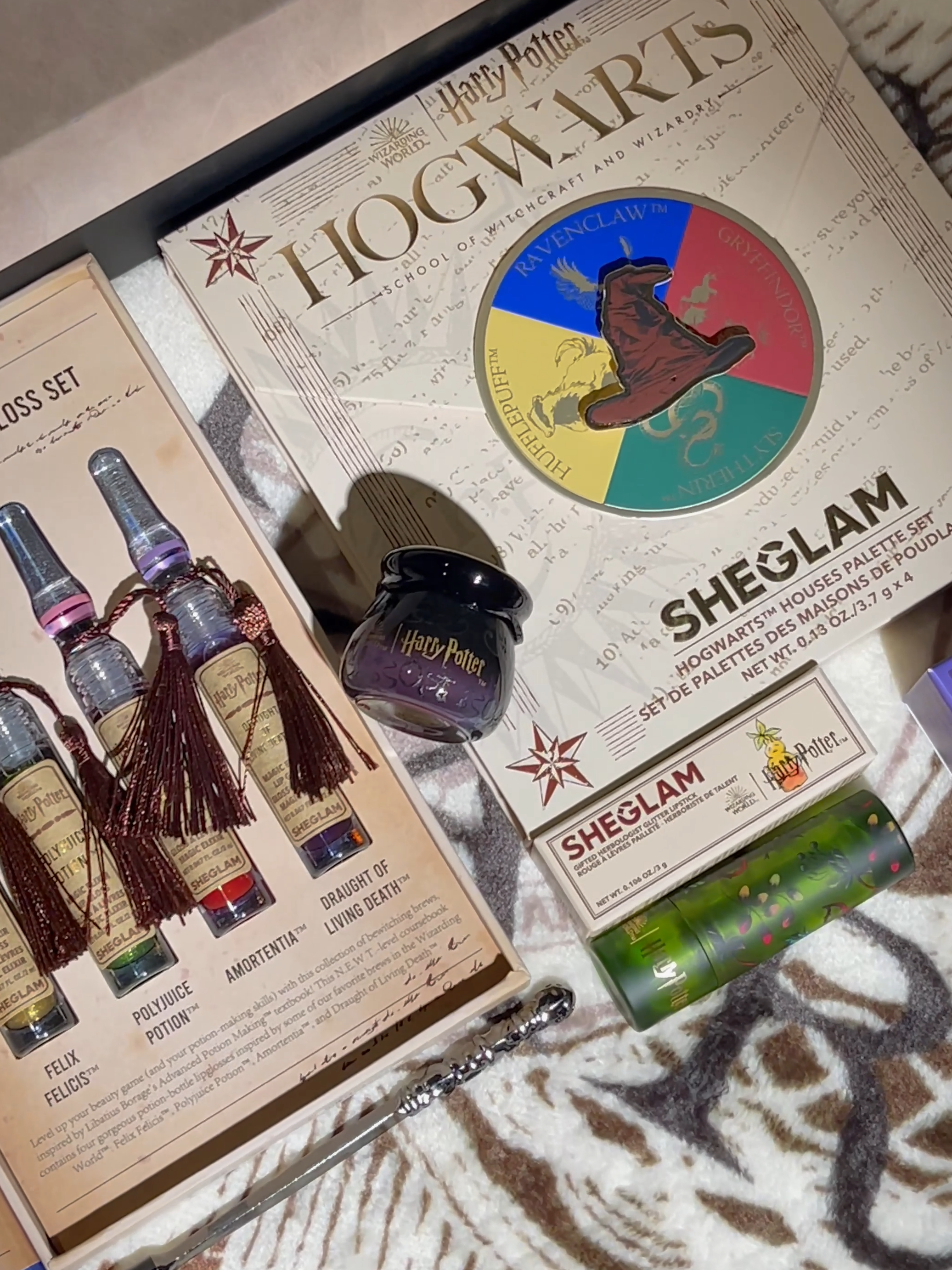 We know the holidays just ended but like... Harry Potter season is every season! (ID 18975145) #sheglam  #sheglammusthaves  #sheglamharrypotter  #harrypotter  #harrypotterworld  #unboxing  #makeupcollection