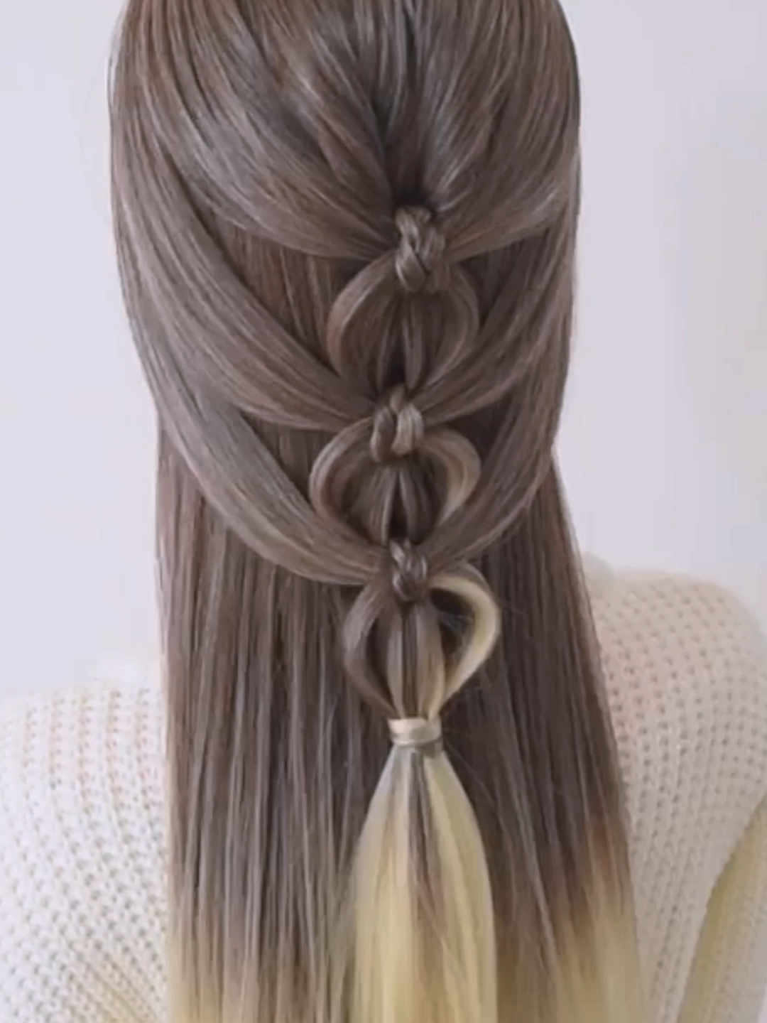 Feel pretty with this easy hairstyle! #braidsformyhair #braidsbraidsbraids #braidseason #braidupdo #updo #updohairstyles #Updostyles #hairstyles #hairtutorial #hairtips #hairtransformation #hairhack #hairgoals #hairglamvideos #hairideas #creativehair #frenchbraid #viraltiktok #dutchbraids #waterfallbraid #acconciature #peinados #hairtok #trending #summerhair #autumnhair #winterhair