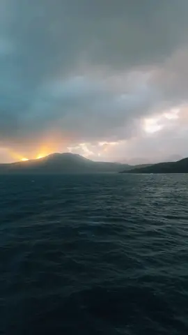 #scotlandtok #sailing #isleoflewis #sun #scotlandtok #stornoway #outerhebrides #sea #thesea #oceanside #chill #ullapool #scottishtiktok 