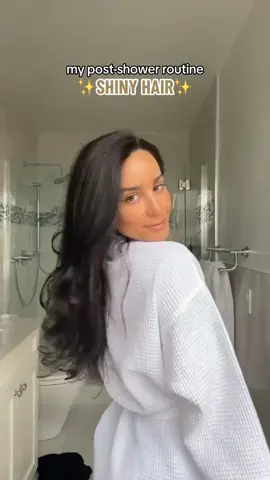 My hair wash routine with @Aveda’s botanical repair line - this NEW Bond Building Flash Treatment is amazing for strength and shine!✨ Available on 2/4! #AvedaPartner #Aveda #BotanicalRepair #BuildStrengthNaturally #hairhealth #Washdayroutine #healthyhairroutine