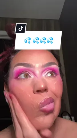 BATH TIME 💦 makeup removal 🧖‍♀️ #fyp #mua #makeupremoval 