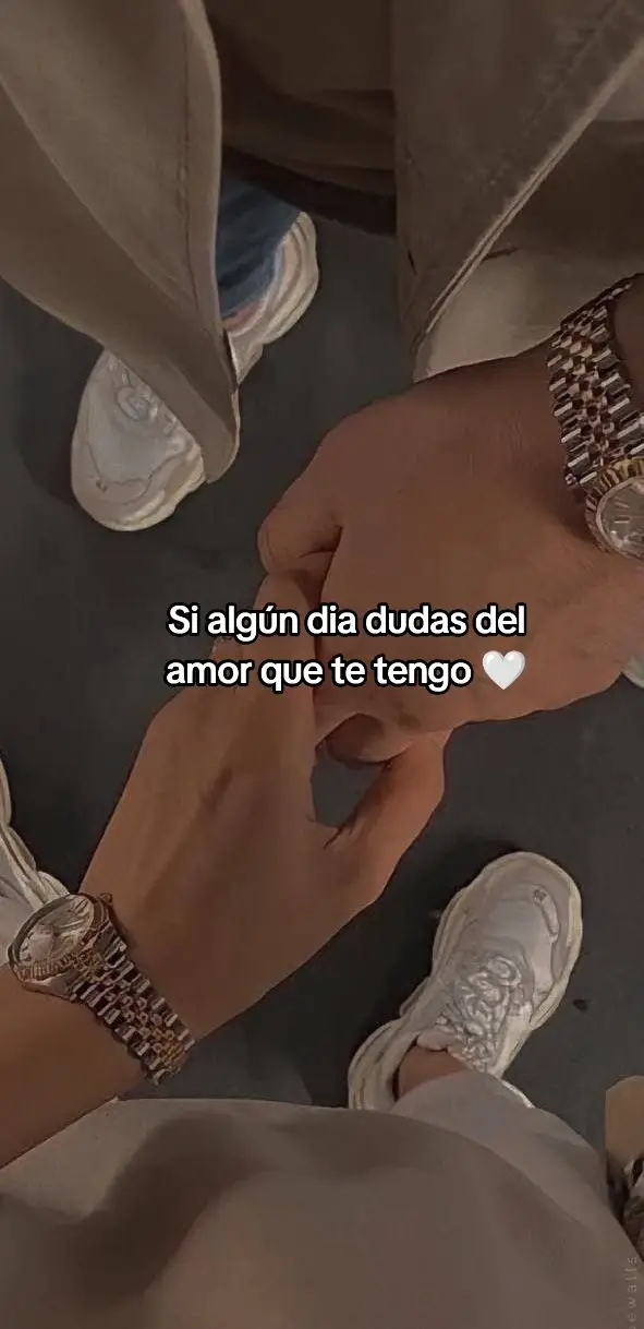 Hoy quiero tomarme el tiempo de expresar todo el amor y la felicidad que siento a tu lado. Eres la persona que ha iluminado mi vida de una manera inimaginable, y cada día a tu lado es un regalo para mí. Tu amor y apoyo incondicional me han dado fuerzas en los momentos difíciles. Has estado allí para secar mis lágrimas y celebrar mis alegrías. Tu presencia me brinda una sensación de seguridad y tranquilidad que no puedo encontrar en ningún otro lugar. Me encanta cómo me haces sentir especial con cada gesto cariñoso y cada palabra dulce que me dedicas. Tu atención y cuidado hacia mí me hacen sentir amada y valorada. Eres mi refugio, mi compañero de aventuras y mi confidente. En tus brazos encuentro paz y en tu sonrisa encuentro la felicidad. No puedo evitar sonreír cada vez que estoy contigo. Cada momento a tu lado es mágico y único, y no puedo esperar a crear más recuerdos maravillosos juntos. #viralvideo #juntoati❤️✨ #novios #pyff #pyfツviral_❤️  #parati#fyppppppppppppppppppppppp #enamorada #lamejordelashistorias❤️ #pyfツ❤️ #romatic#amor#fypviral #precious #dedicarvideos♡ #❤️‍🩹 #parati