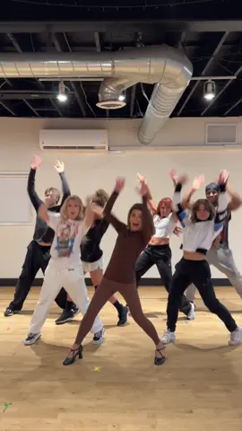 Bringing it back with my crew 🔥 #rehearsals 