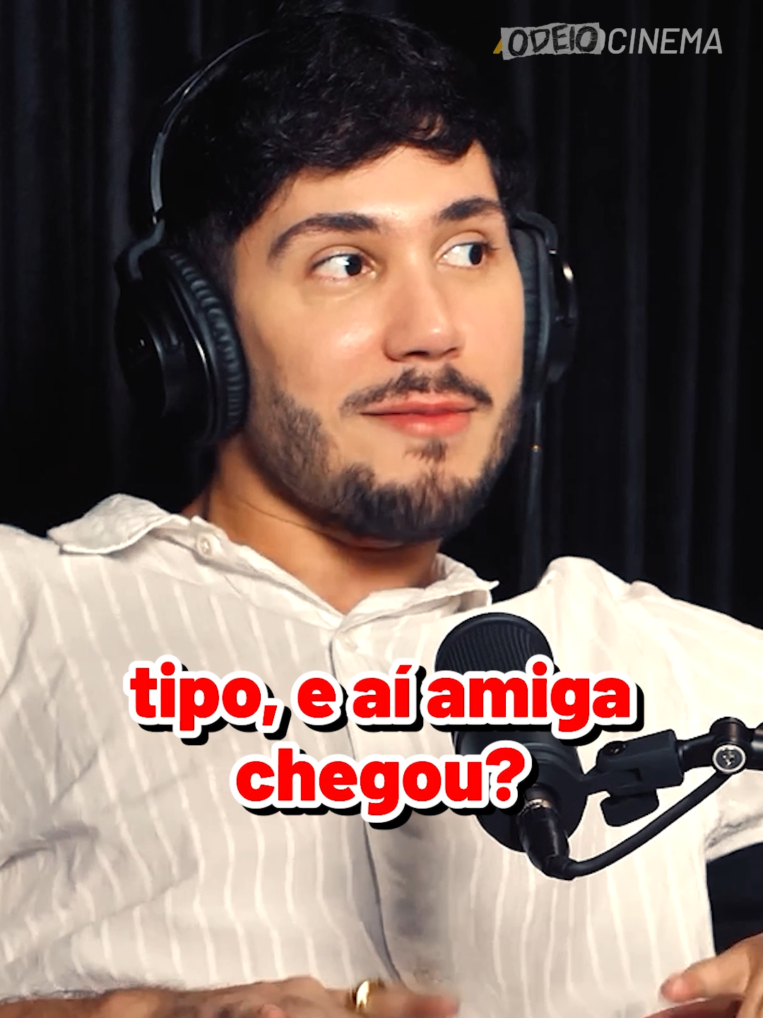 Bateu a Nostalgia, né? No novo episódio do #OdeioCinema, a @amandabrandao e os convidados, @vittorfernando e @garritanocaio, relembraram da era do MSN e de como o mundo da internet era mais simples nos anos 2000!  Eles conversaram muito sobre a relação da geração Z com cinema, então, já vai lá assistir!! #PlayNoPodcast#Tiktokmefezassistir#AdoroCinema