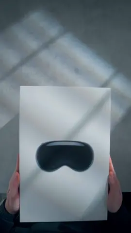 Unboxing the Apple Vision Pro. #apple #applevisionpro #mattykay #unboxing 