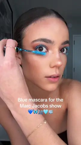 First time trying blue mascara for the @Marc Jacobs show today🩵 Do we like it?? #grwm #bluemascara #marcjacobs 