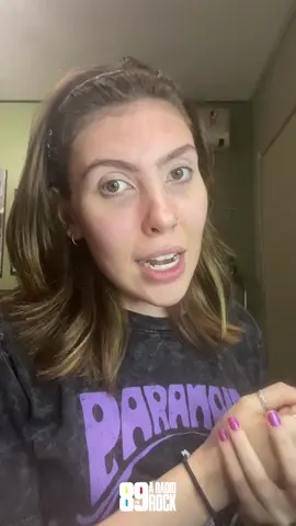 Se liga nesse mini tutorial de maquiagem da @julialeiva11!   O que achou do look no final? Gostou do resultado?    #maquiagem #makeup #lookrock #roqueira #89aradiorock #89goiania #aradiorock #radiorock #vivaorock #fyp 
