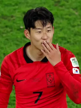 Sonsational. #손흥민 #Sonheungmin #SON7 #Sonny #son #heungminson #ซนฮึงมิน #ซนนี่ #tottenhamhotspur #spurs #Football #korea #fyp #fypシ゚viral #koreafootball #footballkorea 