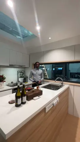The Best New Luxurious Capsule House. Check our website for more details #aviola #aviolaltd #aviolahouse #E40S #T40 #T40PF #T40P #T40SP #E40 #T30 #T40F #T25 #T30F #tinyhouse #tinyhome #luxury #kitchen #smarthome