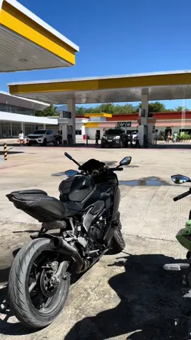 Short ride with RED LINE BIKERS #z1000 #zx25r #ninja650 #mt09 #r3 