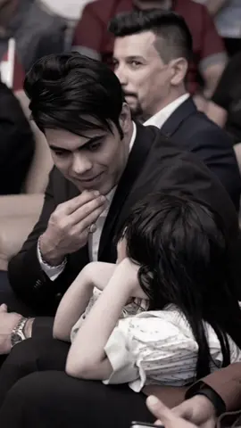 هاذا غيار وجهي كله منهم ♥︎.  