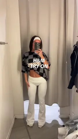 H&M changing room try on🫶🏼 #hm #hmhaul #tryonhaul