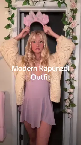 This dress has built in shorts so its perfect for Disney World 💜 #outfitinspiration #outfitinspo #inspired #outfitideas #winteroutfit #disneybound #disneyworld #disneyprincesses #valentinesdayoutfit 