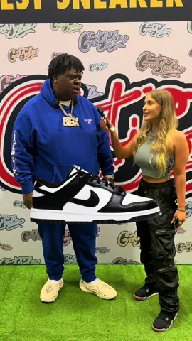 Is Your Girlfriend Wearing Panda Dunks? @BigXthaPlug Hates It 😳🙅‍♂️ Buy, Sell & Trade 👟 At Miami Got Sole February 17th + 18th & Los Angeles Got Sole March 16th! Get Tickets & Tables In Our Bio 🔥 #sneakerhead #sneakers #foryou #fyp #gotsole