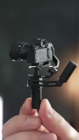 Mini SLR camera and its stabilizer#cute #giftideas #models #desktopdecoration #coolthings #usa_tiktok #usa🇺🇸 #usa🇺🇸 #photography #techtok #funtoys 