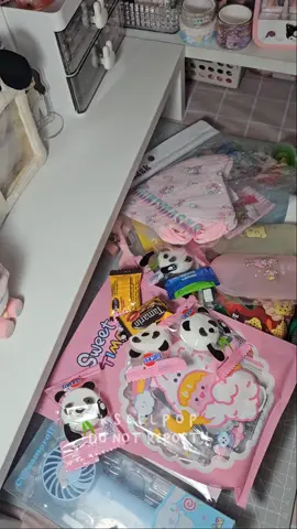 @______fay______ kamu kenapa baik sekalii si fayyy 🥹🫶🏻✨️ #fyp #fanmail #ksellpop #fanmailunboxing #fypage #unboxing 