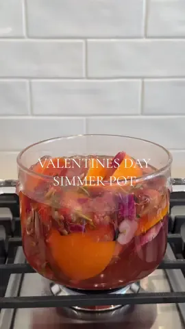 Valentines day simmer pot! my favorite smelling one yet ☺️🌸💖🌹#asmr #asmrsounds #simmerpot #ValentinesDay #aesthetic #satisfying #Home 
