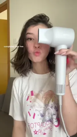 Get ready to slay with the Dreame Hair Gleam - the high-speed hair dryer that combines sleek design and quick drying power! #HairGoals #DreameHairGleam #hairgleamwithdreame #dreameph #dreamestoreph #fyp 