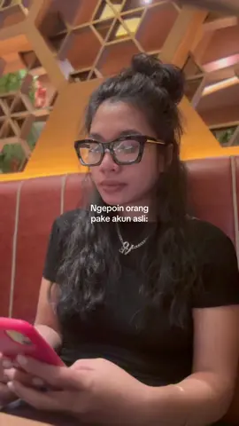 Jangan lupa di-love.