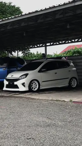 Reget? Kumbah #fyp #meatyfitment #toyota #fitmentgang #ce28 #banjarmasin #carantusiast #viral #trend #cleancars #indonesia #cucimobil 