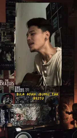 sumpah keren bgt suara nya bang ijin post ya🙏🙏 #CapCut #liriklagu #lirikvideo #laguviral #laguviraltiktok💚🤍 #tiktokviral #coverlagu #fypシ゚viral #fyp #fyp 