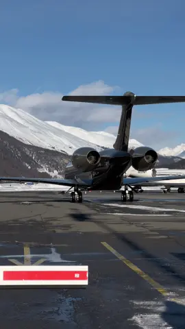 007 arrives from London 🇬🇧🛩️ @Engadin  #aviation #stmoritz #privatejet #rich #007 #jamesbond #plane #oldmoney #switzerland #2024 #viral #fypシ #airport #Lifestyle #foru #mountains #secretservice 