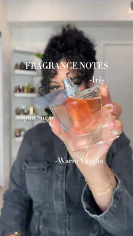 I had to put the girls on to one of my most complimented perfumes 💐 Not only is Lancôme’s La Vie Est Belle one of my favorite scents, but it also makes me feel & good💓 @Lancôme  #lancomepartner #perfumecollection #perfumemusthaves #perfumes 