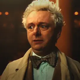 IDK WHAT HAPPENED TO THE AUDIO IM SO SORRY HE WAS SUPPOSED TO SAY ‘do it again’ #aziraphale #crowleyedit #goodomens 
