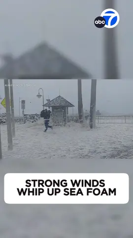 Flying #seafoam covered cyclists and vehicles in #SantaCruz as “very dangerous” #winds impacted the region due to the #storm. 😲 #weather Live storm updates at the link in our bio.