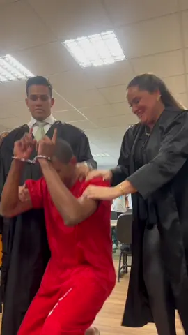 Justiça foi feita, hoje, na cidade de Santa Maria do Suaçuí. Não existe vencedor no Tribunal das Lagrimas.  #tribunal #juri #plenario #direito #criminal #advocacia #advogados #oab #oabeiros #fy #foryou 